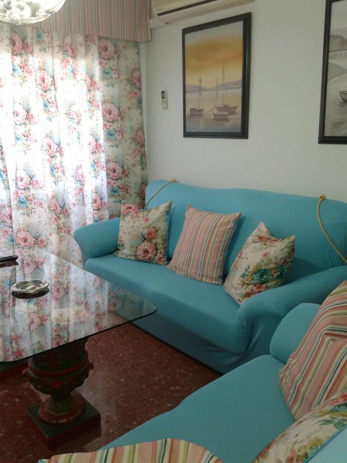 Apartamento Puigval Εξωτερικό φωτογραφία